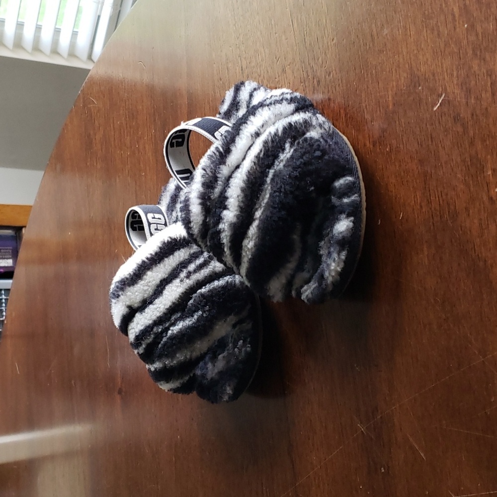 Ugg Zebra Fur Girls Sandal